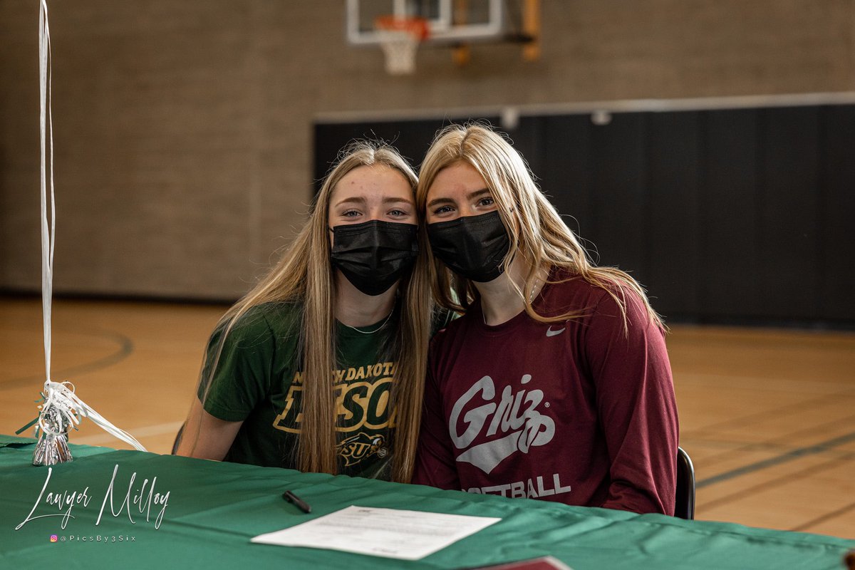 RHS softball tweet media