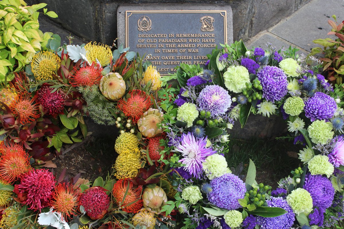 We take this moment to pause and reflect, as we remember the sacrifice of those who have served our country.

Lest we forget

🔴🔴🔴

#rememberenceday