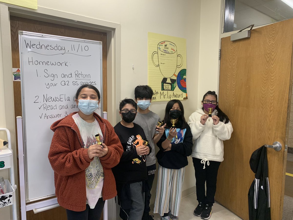 SarahWalters30's tweet photo. Quarter 1 Escape Room Champions were presented with their Mr. Lip awards. Congratulations! #onewestbury https://t.co/nYo7DU6xiI