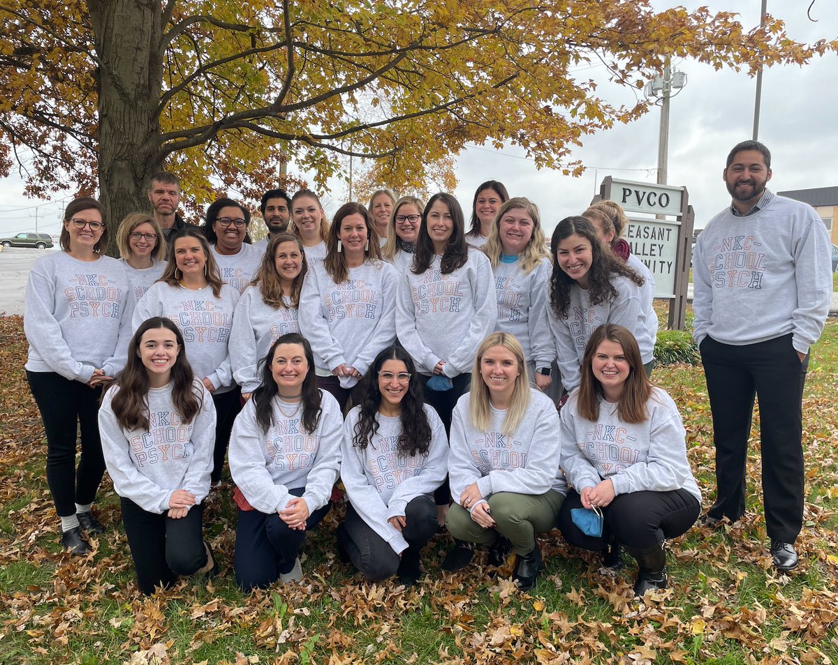 pamaugust's tweet photo. When I asked to do a "family photo session", they threw on matching sweatshirts and ran out to find the best spot. No better team than this one! 💙Happy National #SchoolPsychWeek to us! @NKCSchools @MOSchoolPsych https://t.co/p9hV9vwvVc