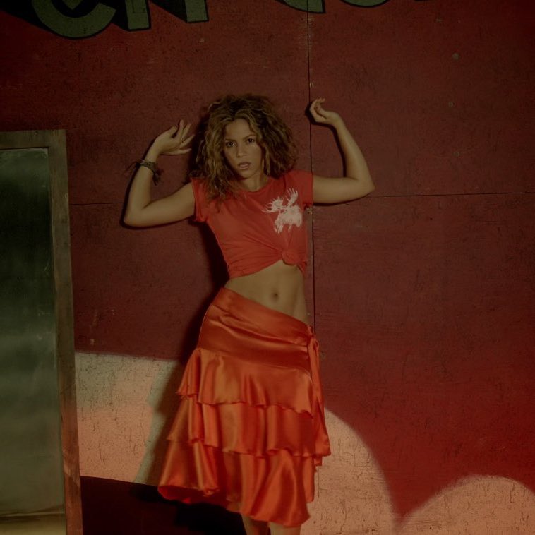 Shakira Hips Dont Lie Music Video