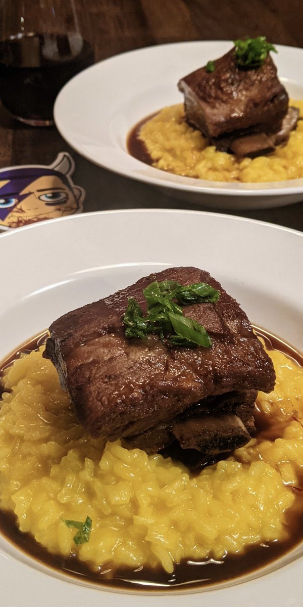 DrunkJonKriesel's tweet photo. Braised veal short ribs with risotto Milanese
#OhGoodForMe https://t.co/PjlRMUVTgw