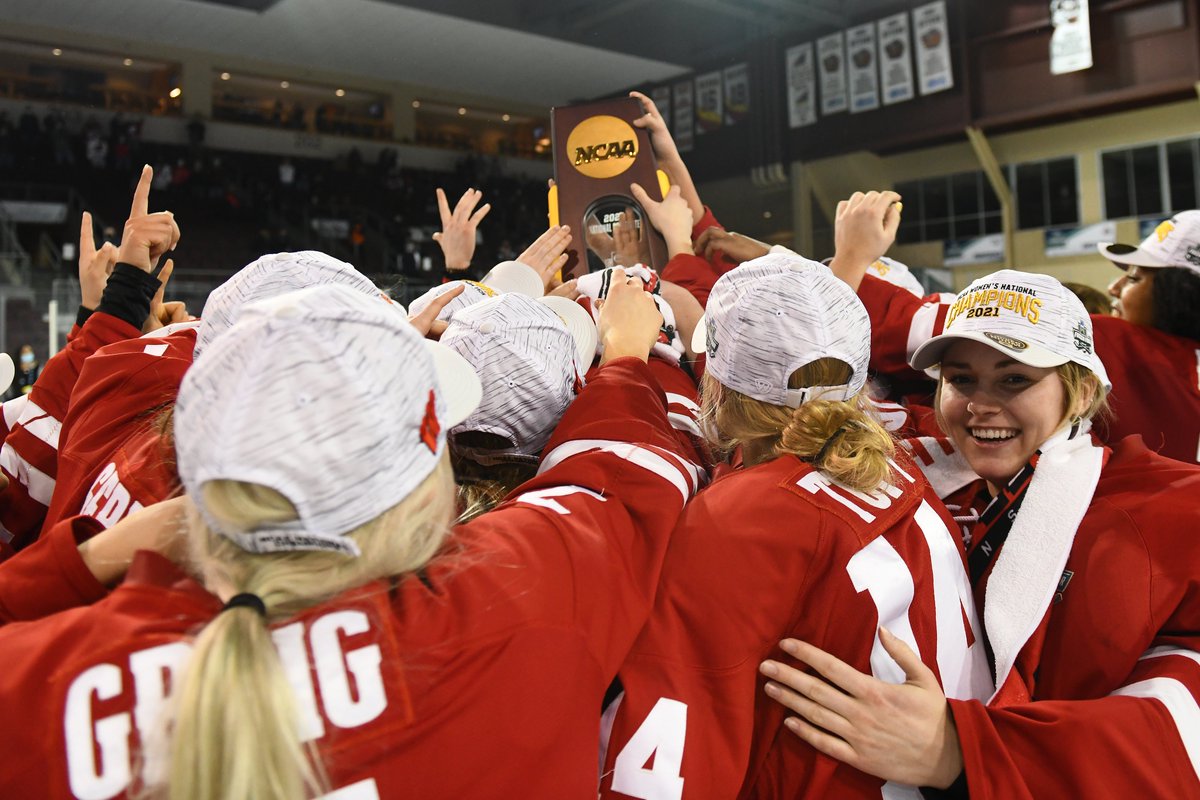 The NCAA Division I Competition Oversight Committee on Wednesday approved expanding the NC Women's Ice Hockey Championship bracket from eight to 11 teams starting with either the 2022 or 2023 championship: on.ncaa.com/huhd2x

#NCAAHockey