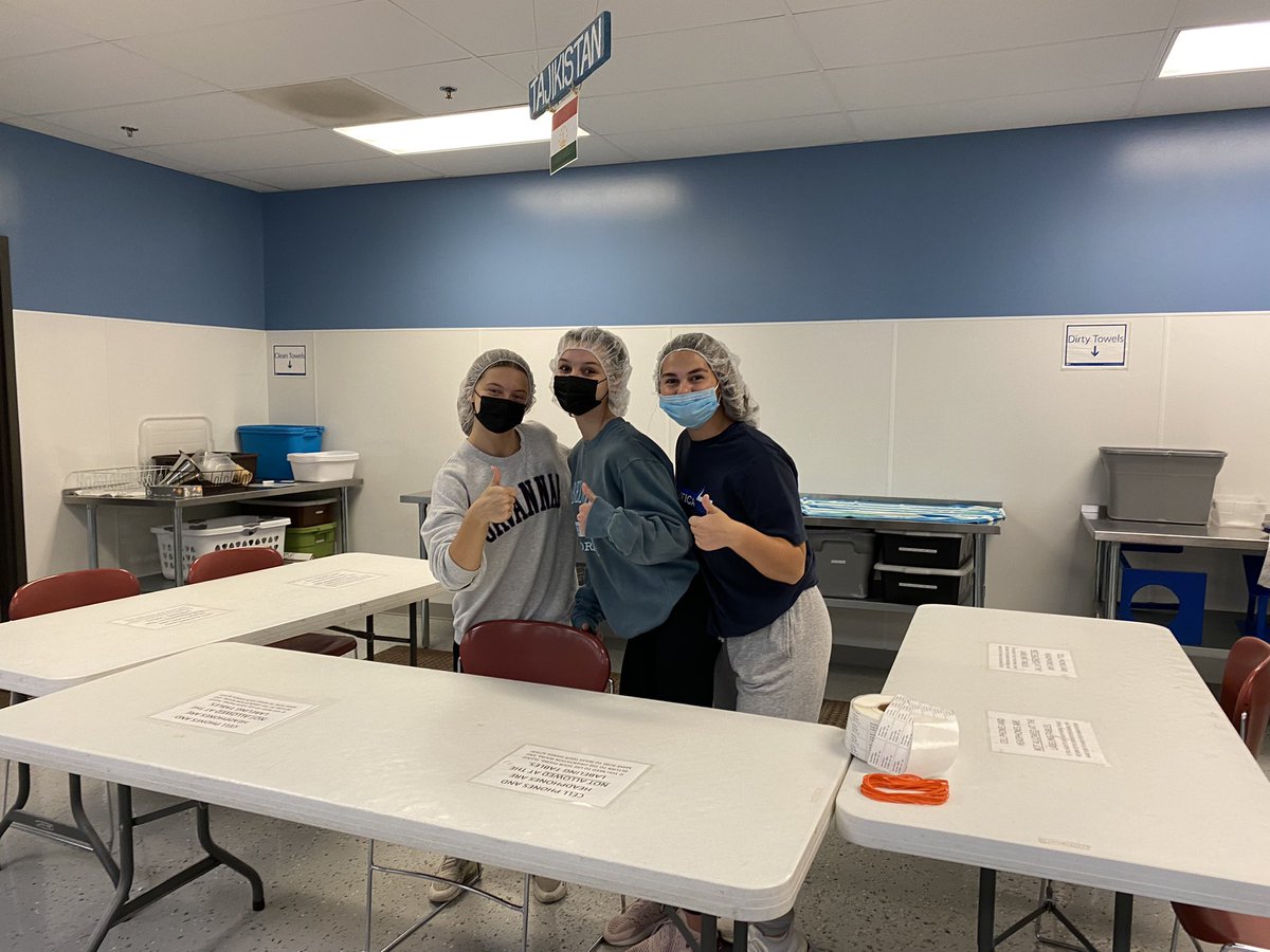 senoraAWalker's tweet photo. @minookaintlclub  we had fun last month at feed my starving children! We are looking forward to international movie night soon! https://t.co/dYLP2WnEQ6