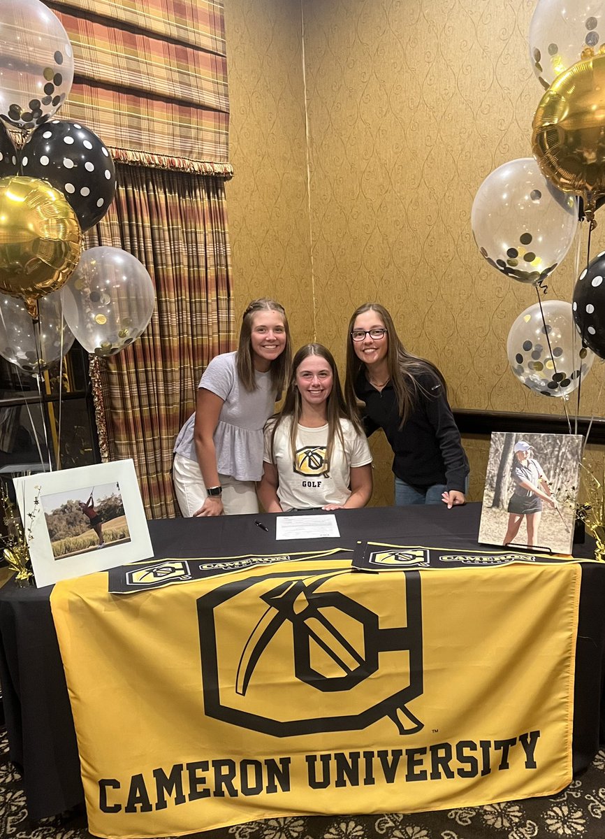 LBroncoGolf's tweet photo. Big Time Congratulations to Carley Bolding on signing her letter of intent to @CUAggies.  GO CARLEY!! https://t.co/HjghX72llr
