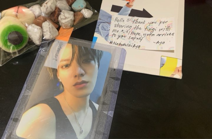 yutamart's tweet photo. #OwnersMail💌 @j_ustjuns
thank u sm for hosting the tingi and the freebies😮💨 gummies kahinaan ko so much AND ANG GANDA NUNG TOPLOADER THANK U TALAGA HUHU TATLO NA SILA https://t.co/I4CP6bPnfa