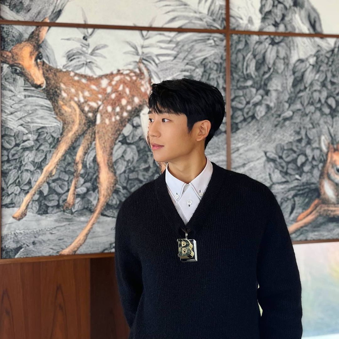 haeincontext's tweet photo. updates from holyhaein two days in a row i sense better things are coming https://t.co/wR0HznxSHd