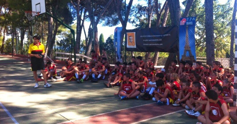 GABERSPORTS's tweet photo. Nuestros campistas disfrutaron, como cada edición, con doble sesión de entrenamiento y multitud de actividades complementarias. IV #campusgaber #Marbella en 2014 https://t.co/GZrIv0uq7M