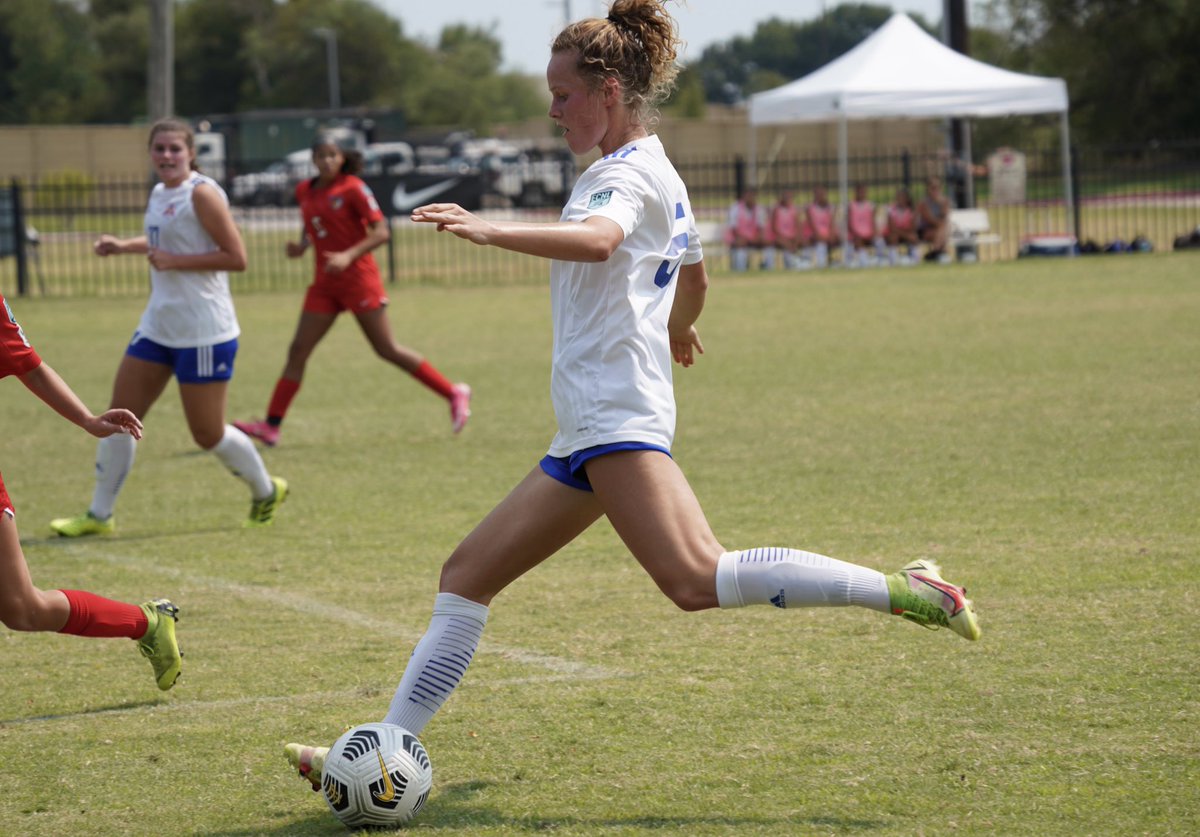 GregsonKaty's tweet image. Follow me and @Solar05E to San Diego #leftback #leftforward #ECNLSD #5
11/12 - 12:10 vs Real Colorado, Field 6
11/13 - 10:00 vs San Juan FC, Field 13
11/14 - 12:00 vs Slammers FC, Field 17
@ECNLgirls @EcnlTexas @ImCollegeSoccer