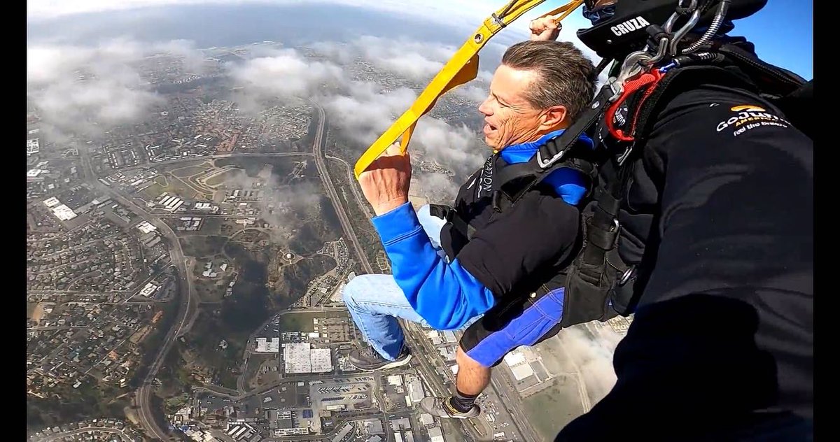 abc7curt's tweet photo. Why would you jump out of a perfectly good airplane?
To bring attention to the horrible statistic that 22 Veterans commit suicide every day related to PTSD.
I invite you to watch our story tomorrow on #VeteransDay2021 on ABC7
#Jump22 #abc7eyewitness https://t.co/8MEStsr4HG
