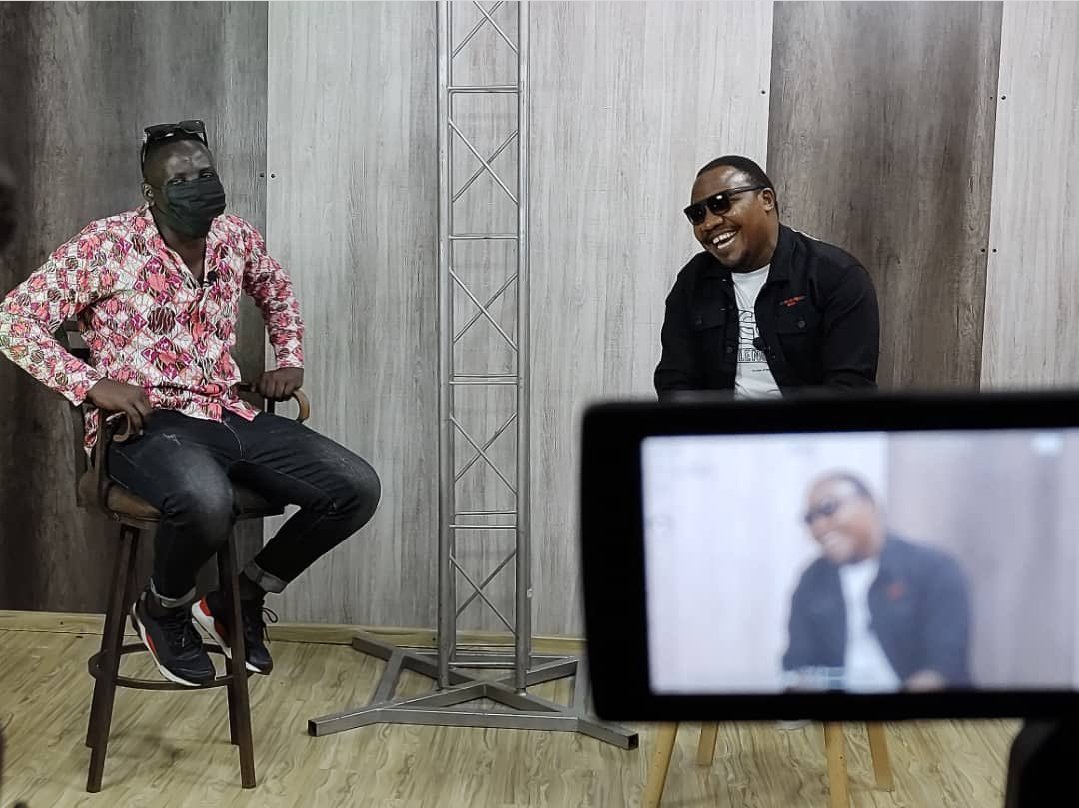 kansdero's tweet image. @IamDrSuudi endeavoured to portray a message of hope in this particular #ItsOverVideo, a song that addressed why we should walk in confidence amidst life's challenges!

It was nominated under #VideoOfTheYear in the royalgospelmusic.com awards, tap the link to vote for it!
👏👏