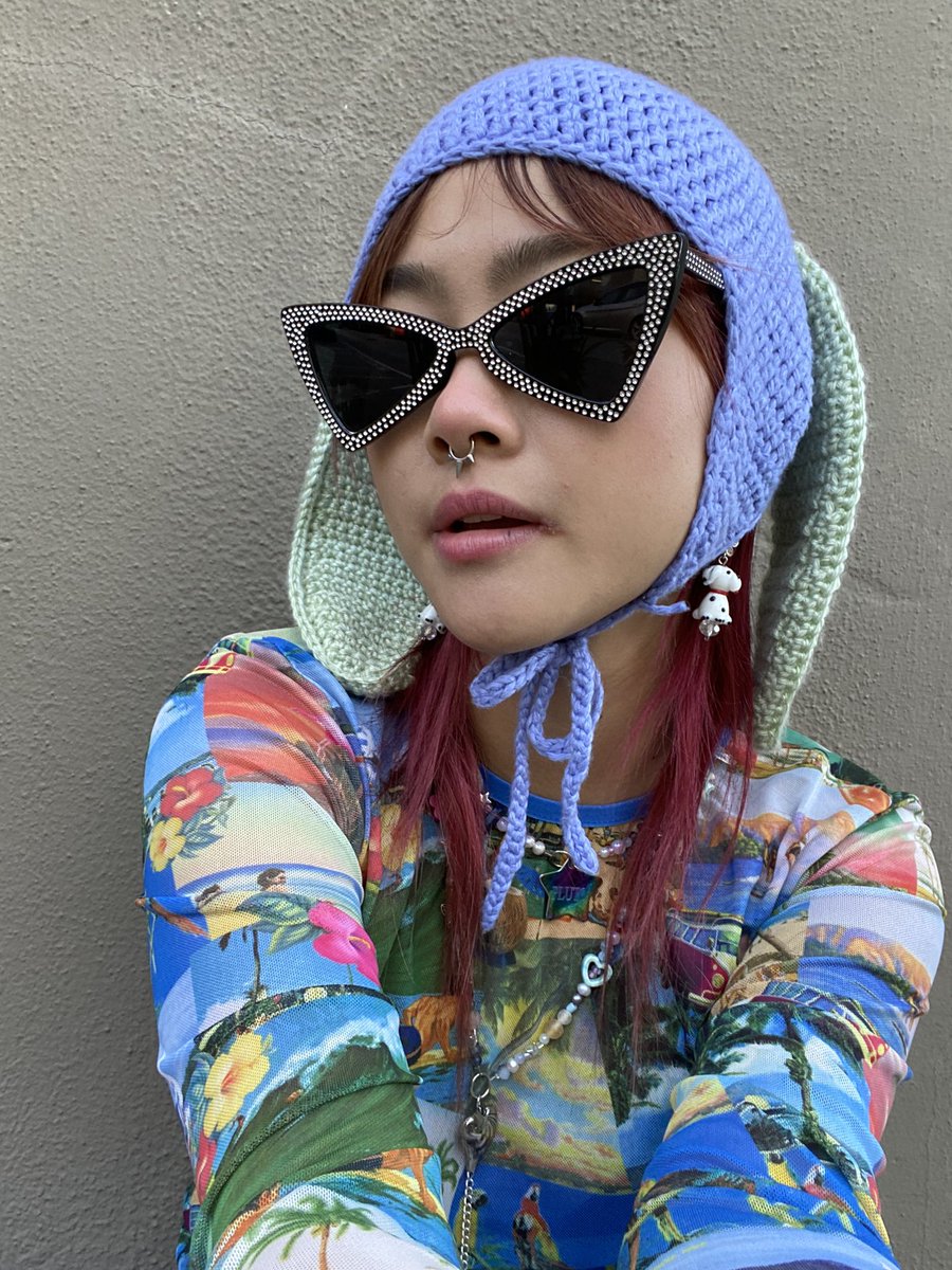 teethgrrrl's tweet photo. 🥸🤓😋😵‍💫😐 #deardiary https://t.co/1aRlEz3MuK