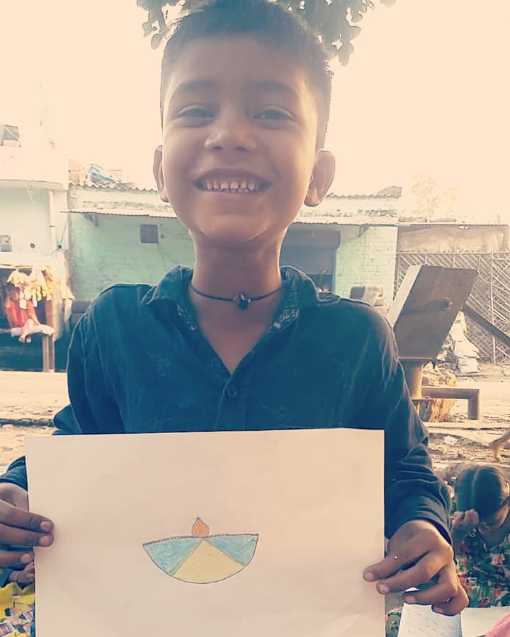 hkworg's tweet photo. A kind heart ❣️ is a fountain of gladness, 😇making everything in its vicinity freshness into smiles ☺️
Dia Making Activitie at Humankind Welfare Academy Kanpur.
#EducationForAll #Activitie #Kids #Dia #SocialCause #NgoIndia
#NGO #HKW #HumankindWelfare https://t.co/kvykLZRa0n