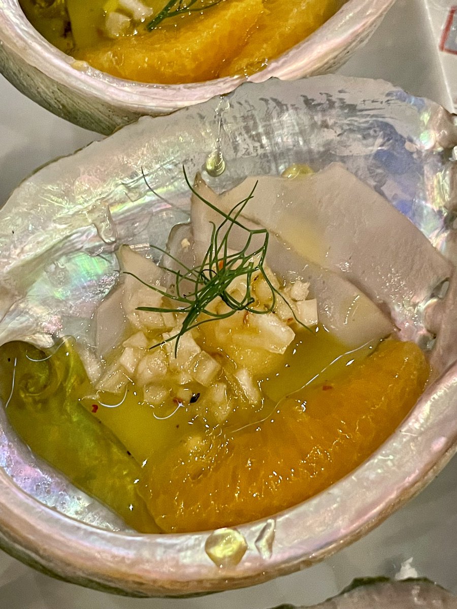 eatinglasvegas's tweet photo. 333) Ah-baloney, youโre just being shellfish. Thinking of the great #KipAddotta while having the abalone of my wet dreams at #BREZZA. Chewy, citrus-y and delicious. ๐ฆช๐๐ฎ๐น ๐ https://t.co/PxQAEoVoGw