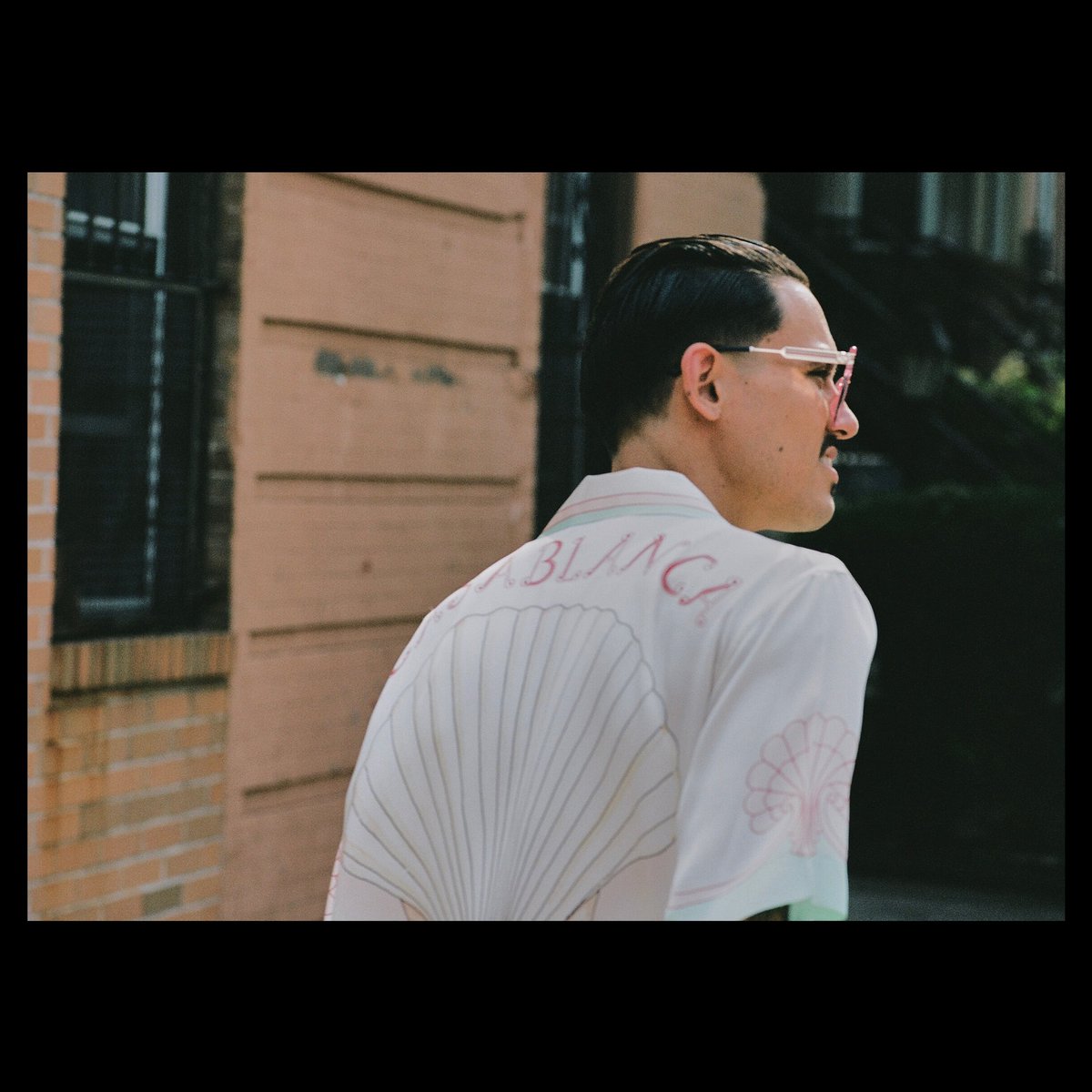 “LA BENDICION” cover 
shot for  <a href="/bvffalo_bill/">𝕭𝖆𝖇𝖞 𝕾𝖎𝖓𝖈𝖑𝖆𝖎𝖗</a> &amp; Buzzi  in New York Summer ‘19 
Vinyl &amp; Digital copies out on <a href="/TXTRL/">TXTRL</a>