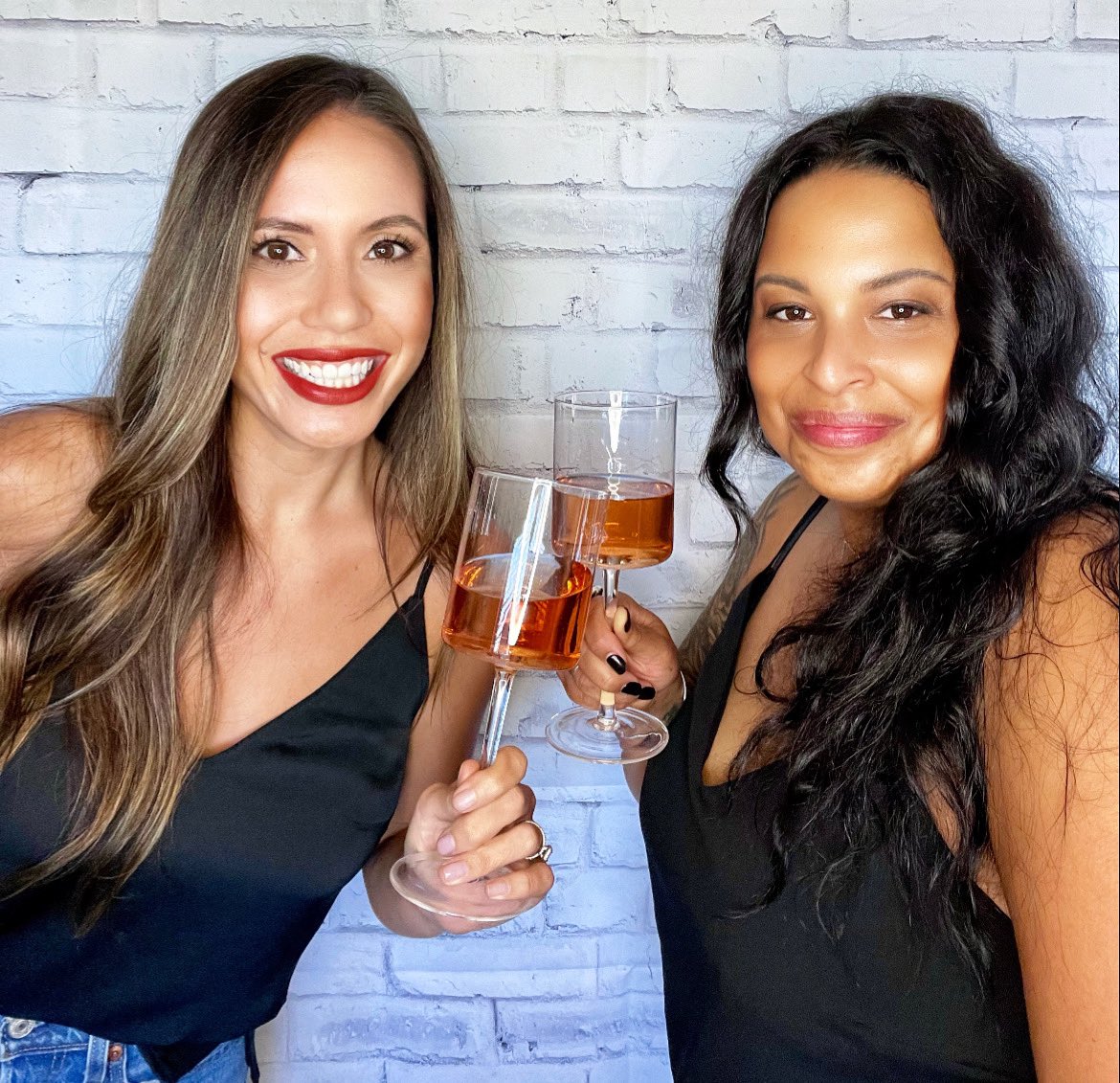 SipandSlayPod's tweet photo. Happy Wine or WHATEVER you want to drink Wednesday! 🙌🏻 #beverageinclusive 

Enjoy YOUR drink of choice &amp; don't forget check out our latest episode 🖤 

Cheers! 🥂

Link in bio! Like, Follow, Subscribe &amp; join us as we sip wine &amp; talk all things crime 🍷🔪🎙👯‍♀️ #truecrime #podcast https://t.co/n7r3EIluxF