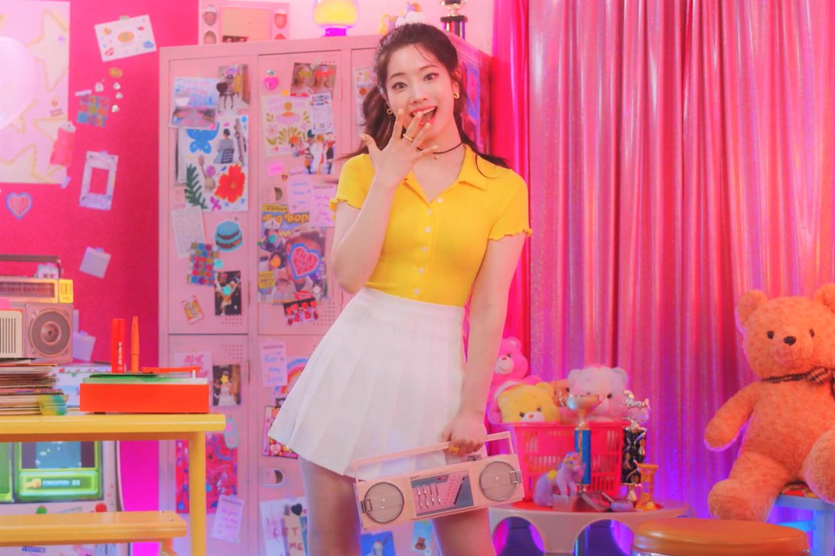 archivedkdh's tweet photo. dahyun is such a beauty https://t.co/xl8OKCdNQs