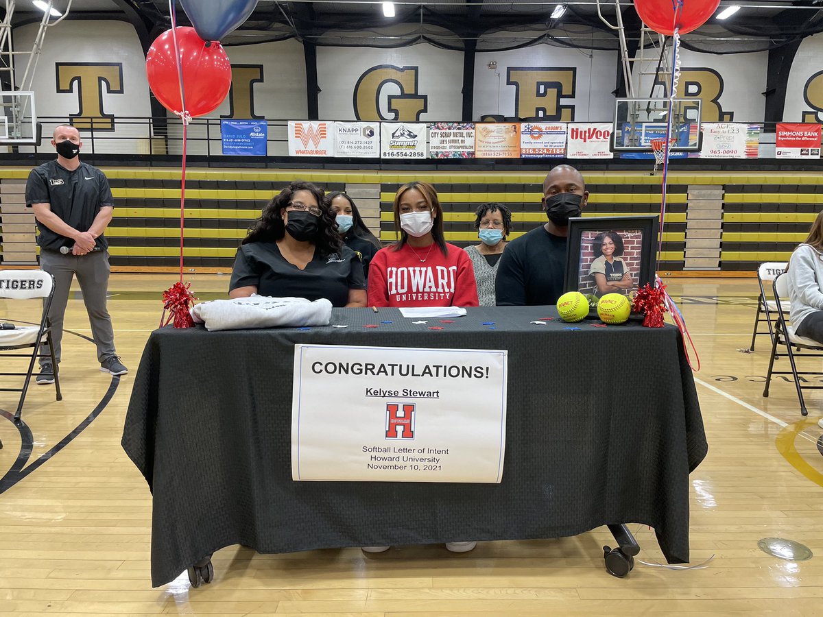 LSHS Activities/Athletics tweet media