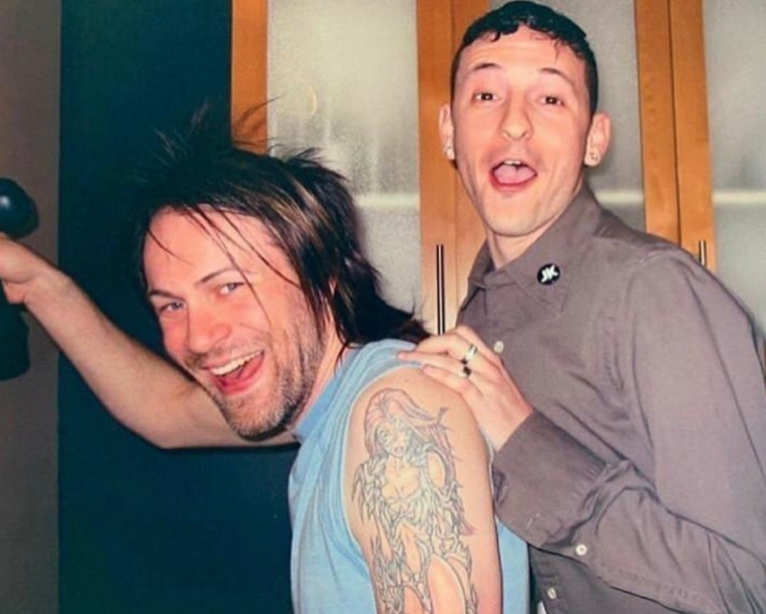 FallanFox's tweet photo. #ChesterBennington #RyanShuck 
#DeadBySunrise https://t.co/1PnItBgSJ2