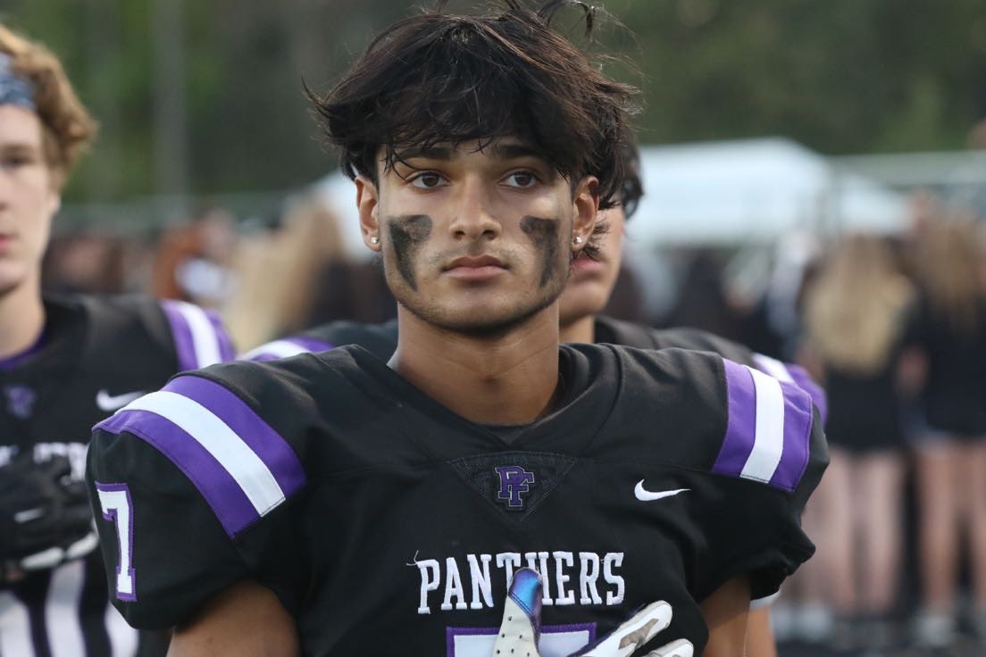 Neil_Ghadiali05's tweet photo. BLESSED to have been named 2nd all conference DB🔥🔥🔥🔥🔥 #DBworld 🌍🏈 https://t.co/aqMA7ZJRyL