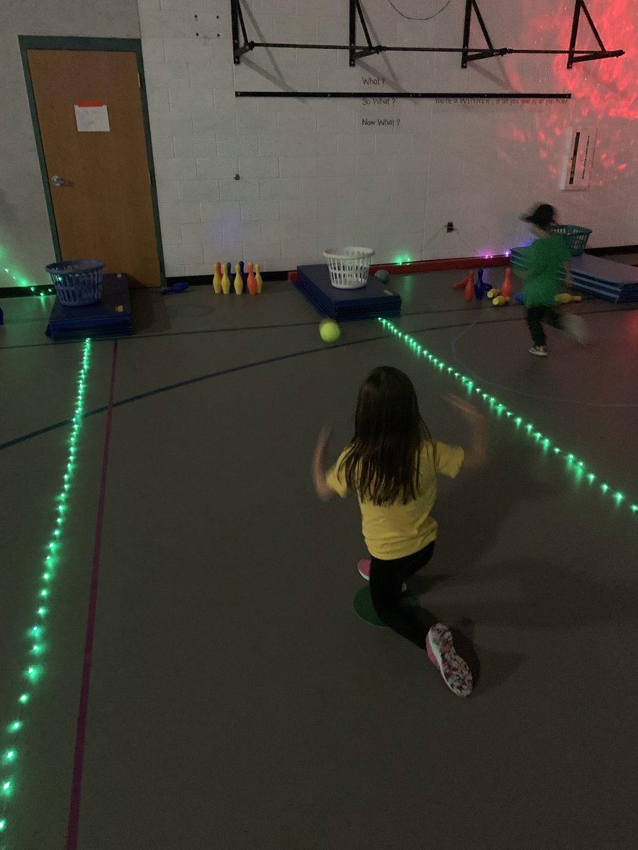 MesaMtnLionPE's tweet photo. Cosmic bowling for @MrsLatekK and @WebbSCE who have been working hard all week on their rolling skills @CrysLaneMiller @ssdedu #physed #bowling https://t.co/3PkiF0QwYX