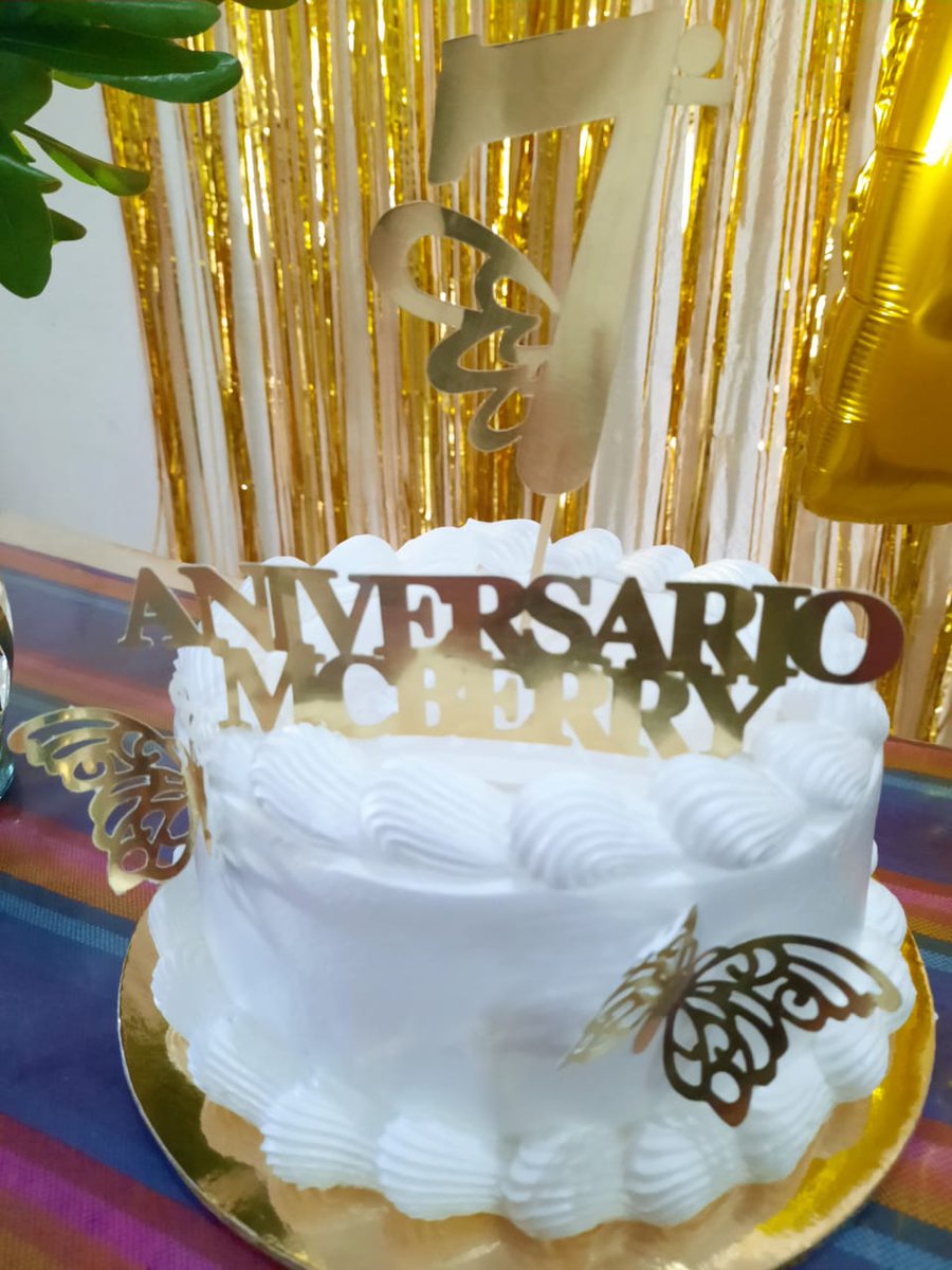 pattriccia2011's tweet photo. Nos llena de orgullo compartir que ¡ESTAMOS DE FIESTA!
#SéptimoAniversarioMcberry
#ProgresarEsBonito #Mcberry https://t.co/Uorgc9yHZ2