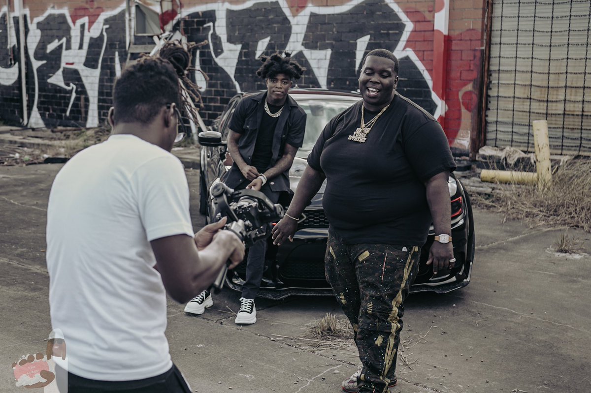 <a href="/YungeenAce/">Yungeen Ace</a> &amp; <a href="/yungmartez_/">Yung Martez</a> Video Shoot Photos 🔥