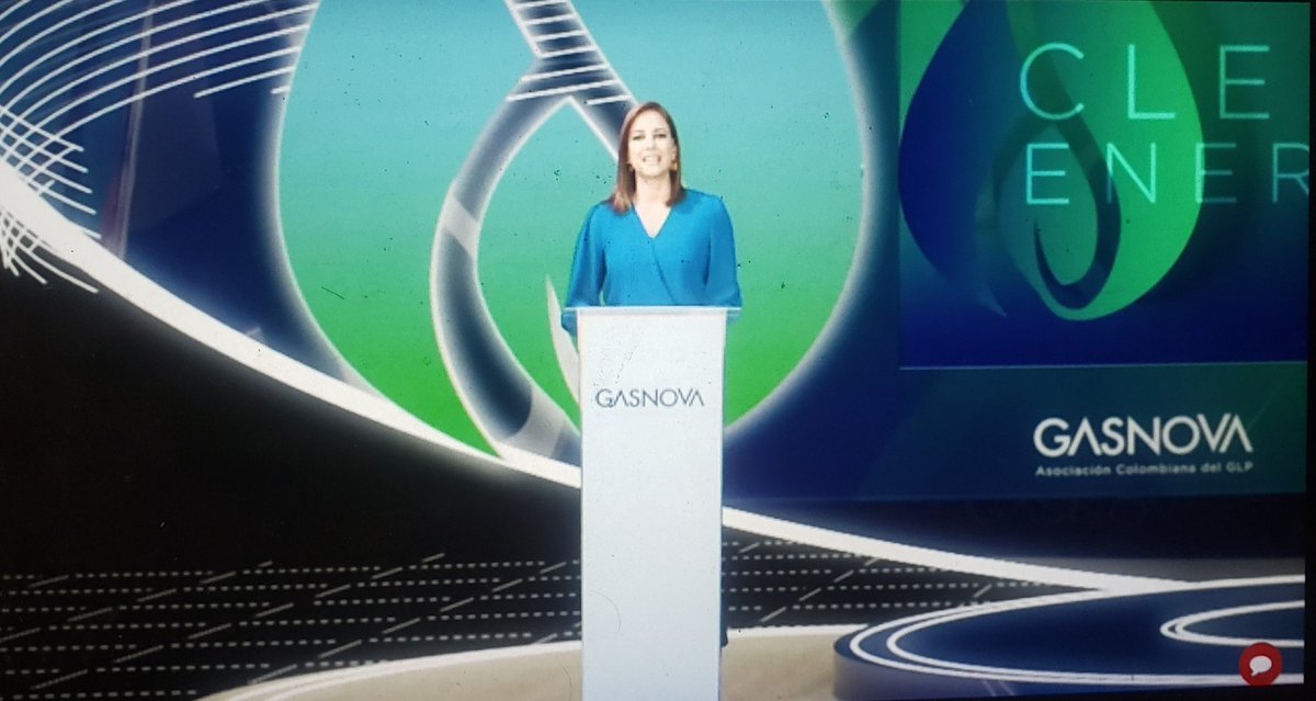 Gracias a <a href="/biancagambino/">Bianca Gambino</a> presentadora del 3er #CongresoGLPGasnova #CleanEnergy
por su trabajo al frente del escenario. 
Mañana los esperamos desde las 8 a.m., en la segunda y última jornada del evento más importante del sector #GLP en 🇨🇴
