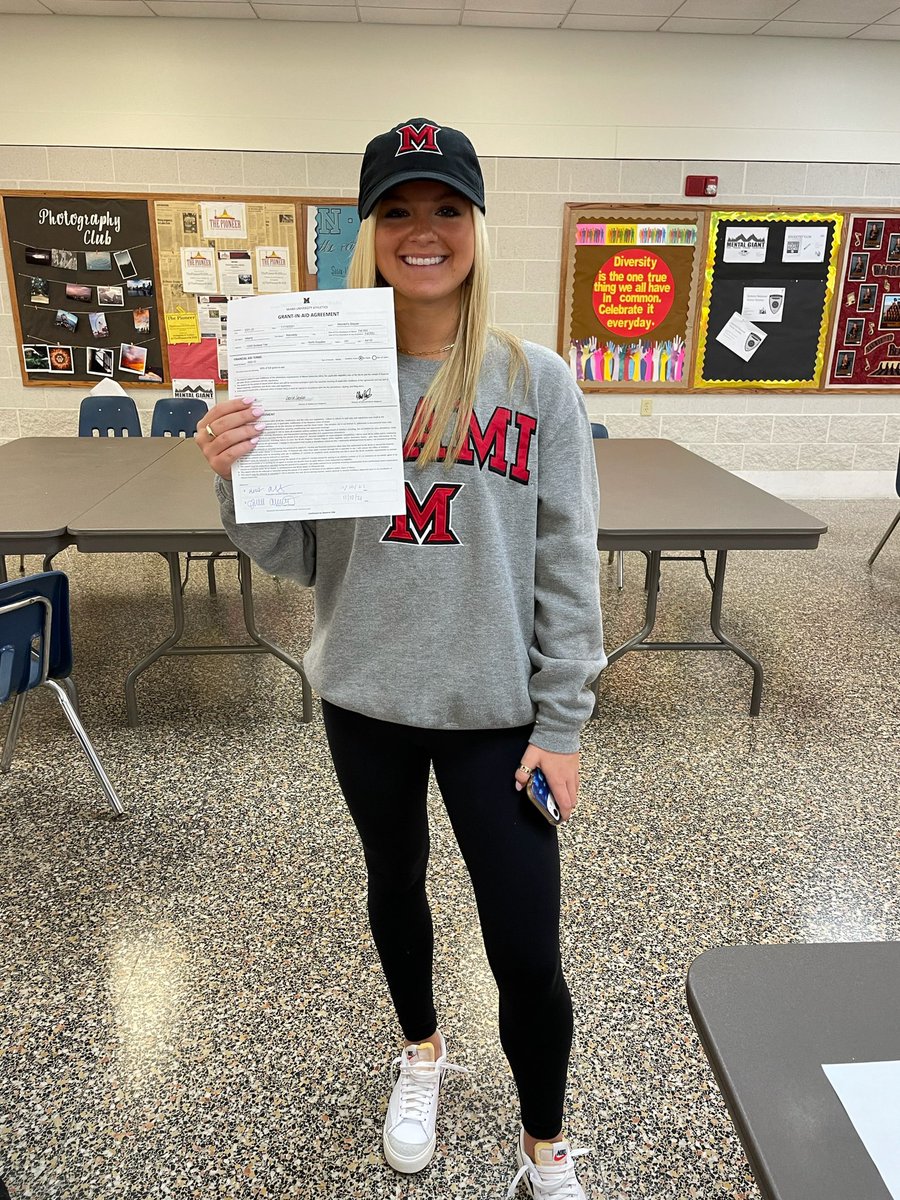 Byrd1991's tweet photo. Congrats to my niece Kennedy Alberty for signing her NIL to Miami today! Hard work and perseverance. Extremely proud of you! NOW GO WIN THE STATE TITLE !!!! @WalshJWSoccer @WJsuperfans2020 https://t.co/FLNBPYf7uy