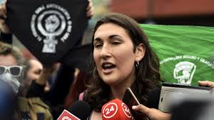 ElBaquedanocl's tweet photo. Tuiteros posicionan el HT #BoricAcosador por denuncias avaladas por el dirigente feminista Emilia Schneider que lo comprometen. https://t.co/a72xA4ggja