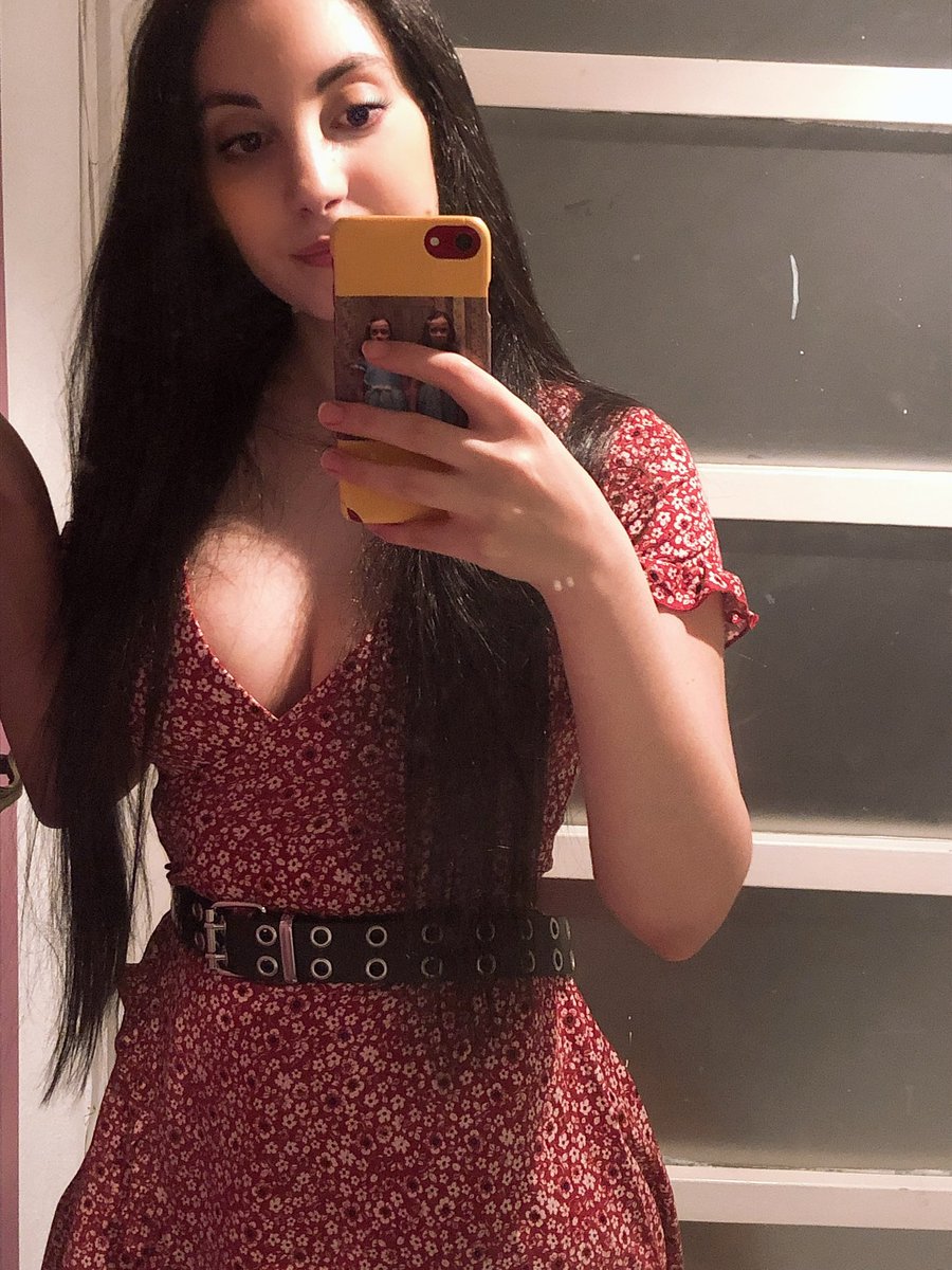 SoryADTR's tweet photo. It’s my 10 year anniversary on this hell hole so here’s some old ass pics https://t.co/QwnEU5syfr