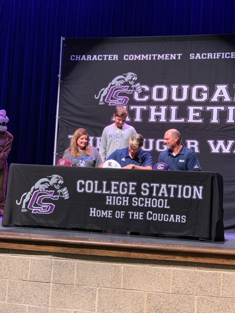 rylo_5's tweet photo. Exciting day signing with Rice University. Looking forward to my next steps playing for the Owls. Big thanks to all who have loved and supported me along my journey. #rfnd https://t.co/5wKlJSeeJ0