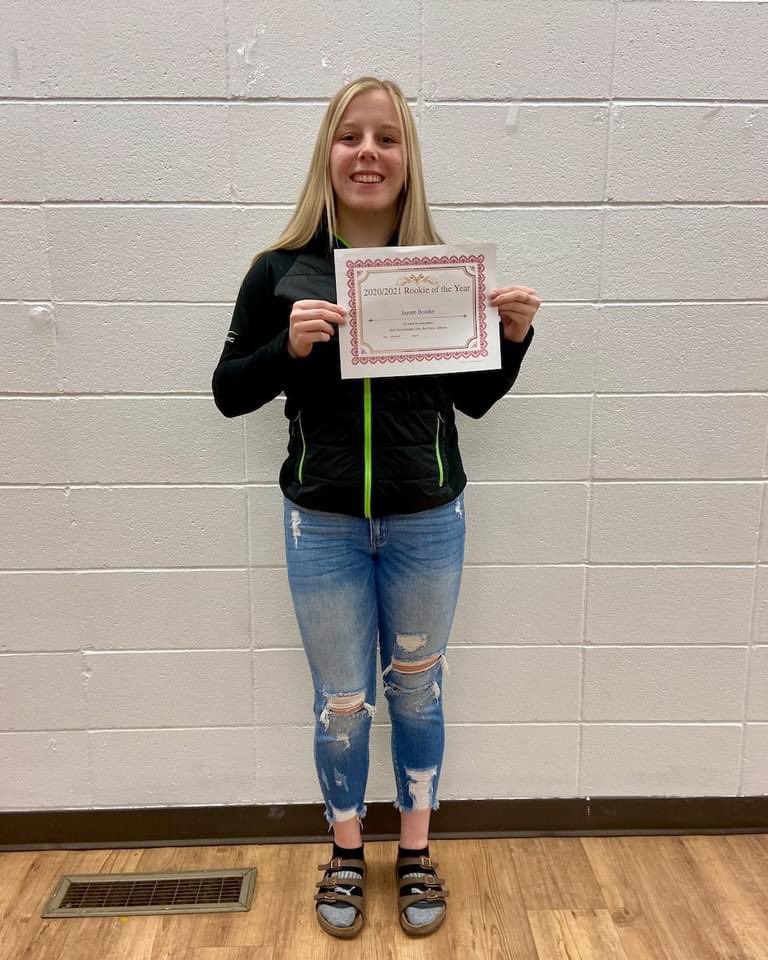 We want to extend a big CONGRATULATIONS to Mary and Jaycee who received the awards for Kinette of the Year and Rookie of the Year for the 2020-2021 Kin Year! Way to go ladies! ❤️👏🥳 #RedDeerKinettes #RedDeer