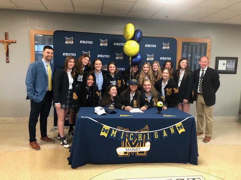 FantucciRick's tweet photo. @AveryFantucci has been blessed to be part of the @MaristBooster community the past 4 years.  Such a special place!

Loved seeing some of the softball team up bright and early cheering her on! https://t.co/GT8BIOw0w8