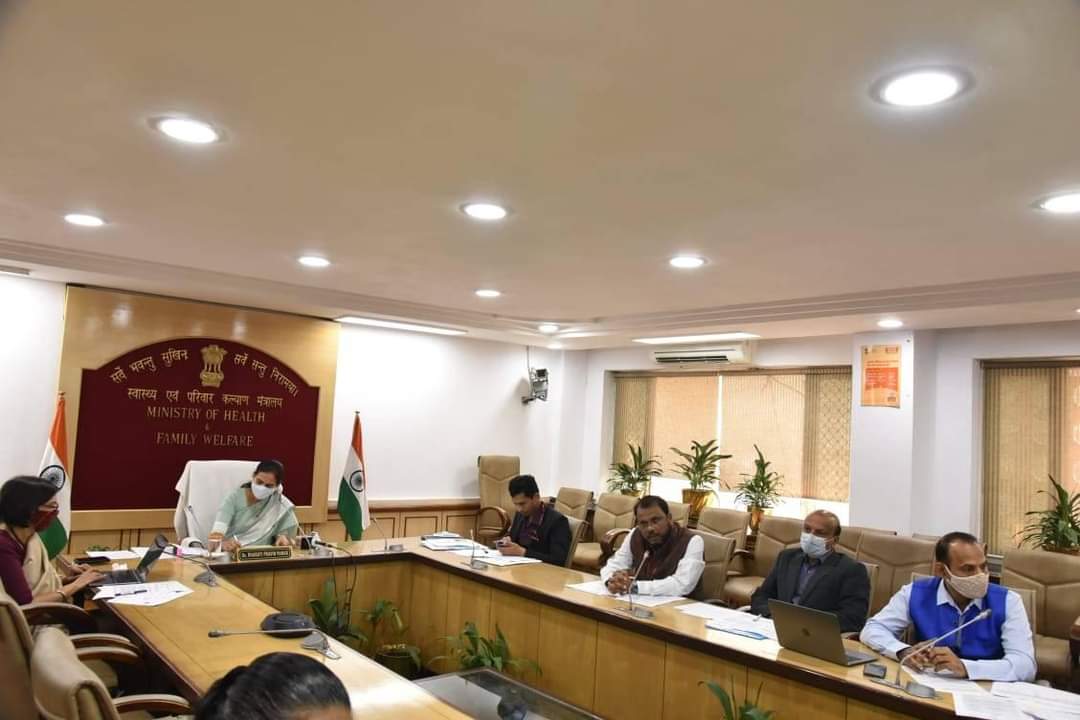 sudarsannrs1962's tweet photo. Brainstorming Session on Strategies for END TB in India by 2025 was held  on 10th November,2021 under the chairpersonship of Hon'ble Minister of State, Dr Bharati Pawar Madam with Additional Secretary (Health), Arti Ahuja, Joint Secretary and TB experts of the country https://t.co/TNPdplpBrI