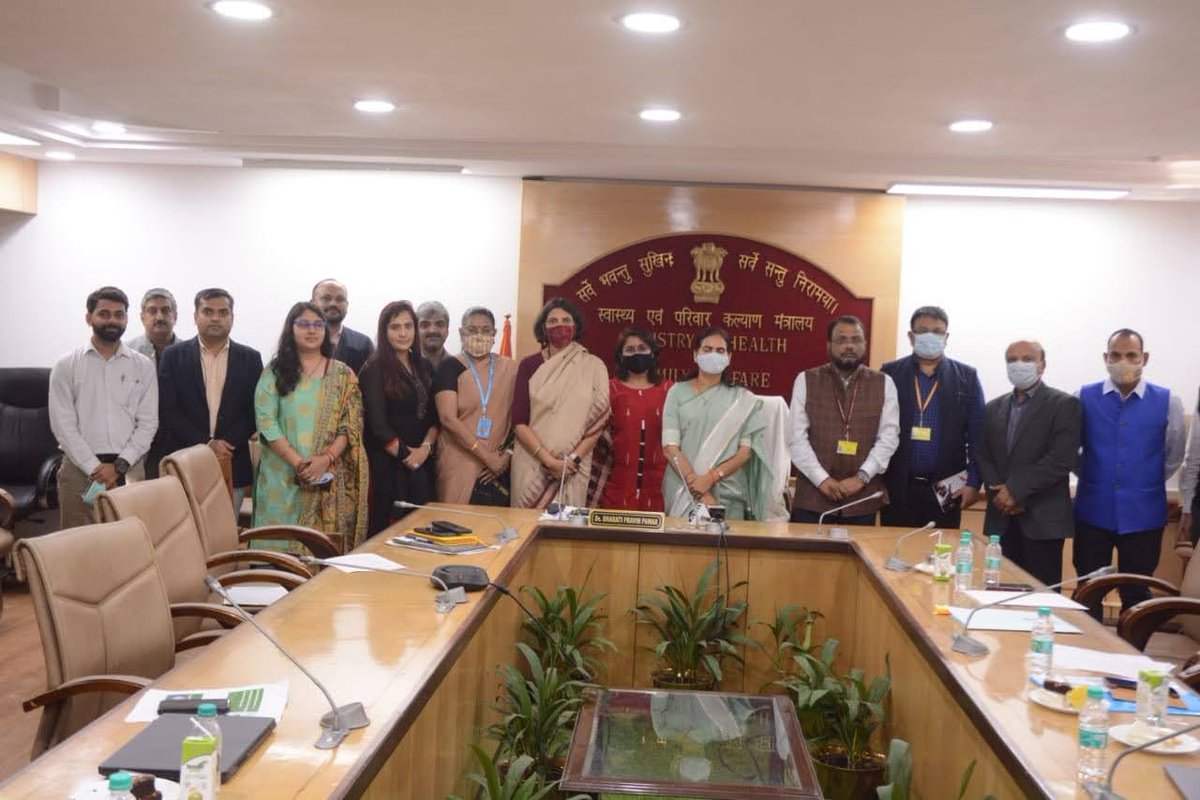 sudarsannrs1962's tweet photo. Brainstorming Session on Strategies for END TB in India by 2025 was held  on 10th November,2021 under the chairpersonship of Hon'ble Minister of State, Dr Bharati Pawar Madam with Additional Secretary (Health), Arti Ahuja, Joint Secretary and TB experts of the country https://t.co/TNPdplpBrI
