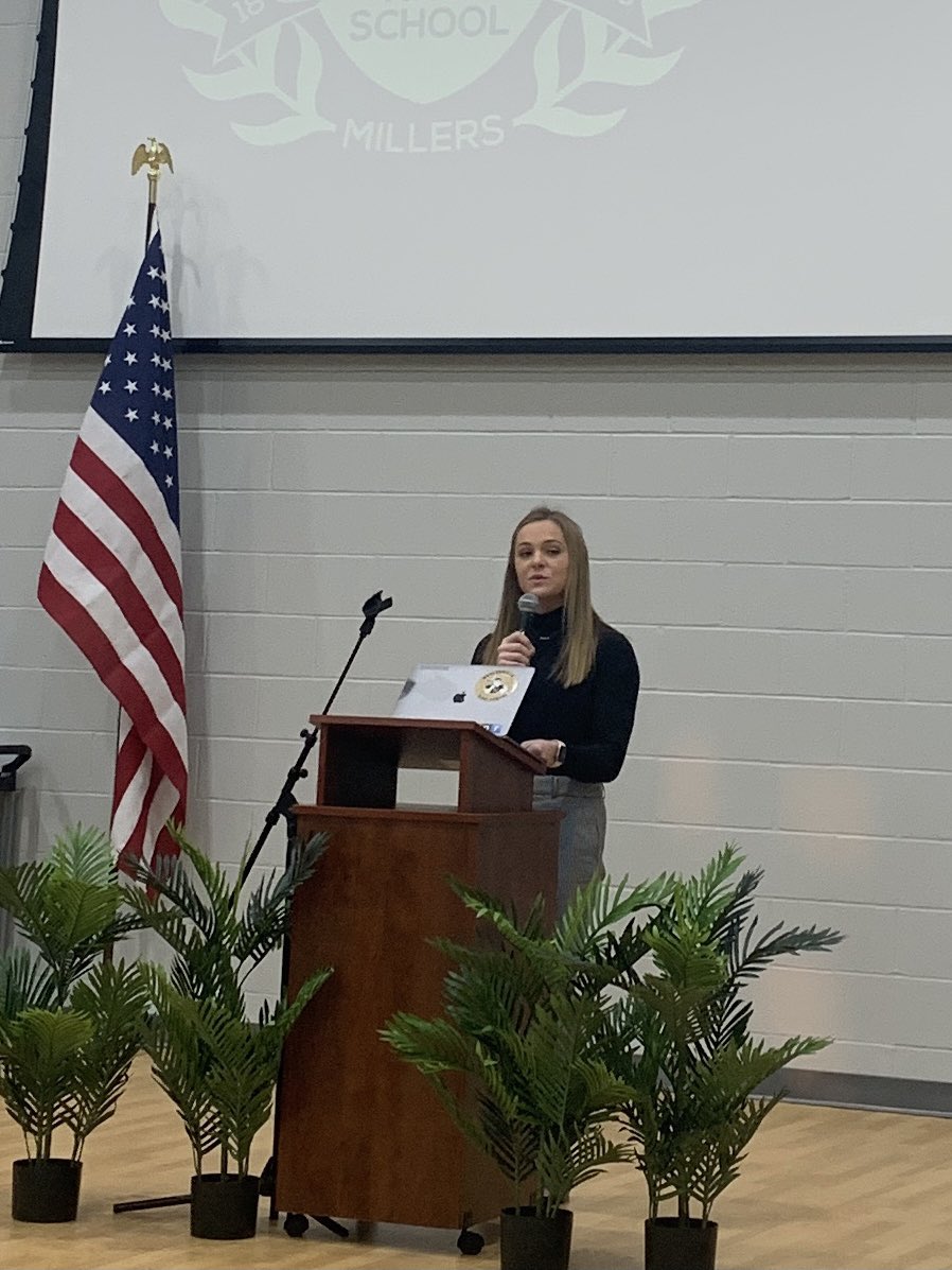 jlawrence1967's tweet photo. NHS alumn &amp; Butler student @jackieelawrence speaking @NobSchools Scholarship Breakfast #prouddad https://t.co/4pPRRHl9O4
