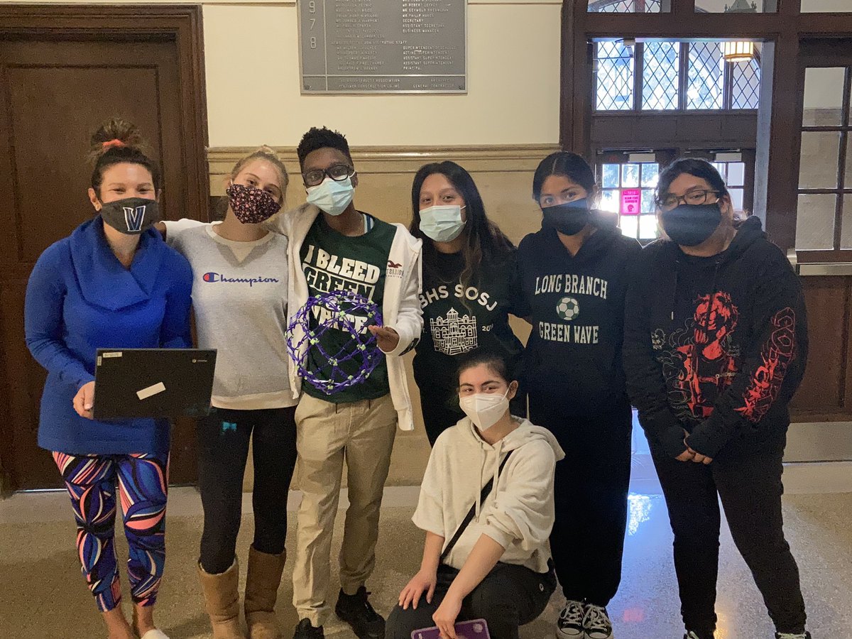 Amy Zambrano tweet media