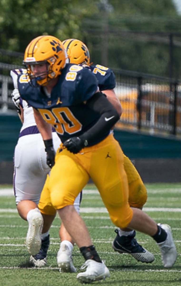 neohiohsfb's tweet photo. St. Ignatius Wildcats
2022 TE
Sean Ward 
@Sward71103 
Big boy that is athletic and physical. https://t.co/y5dLrVurqq