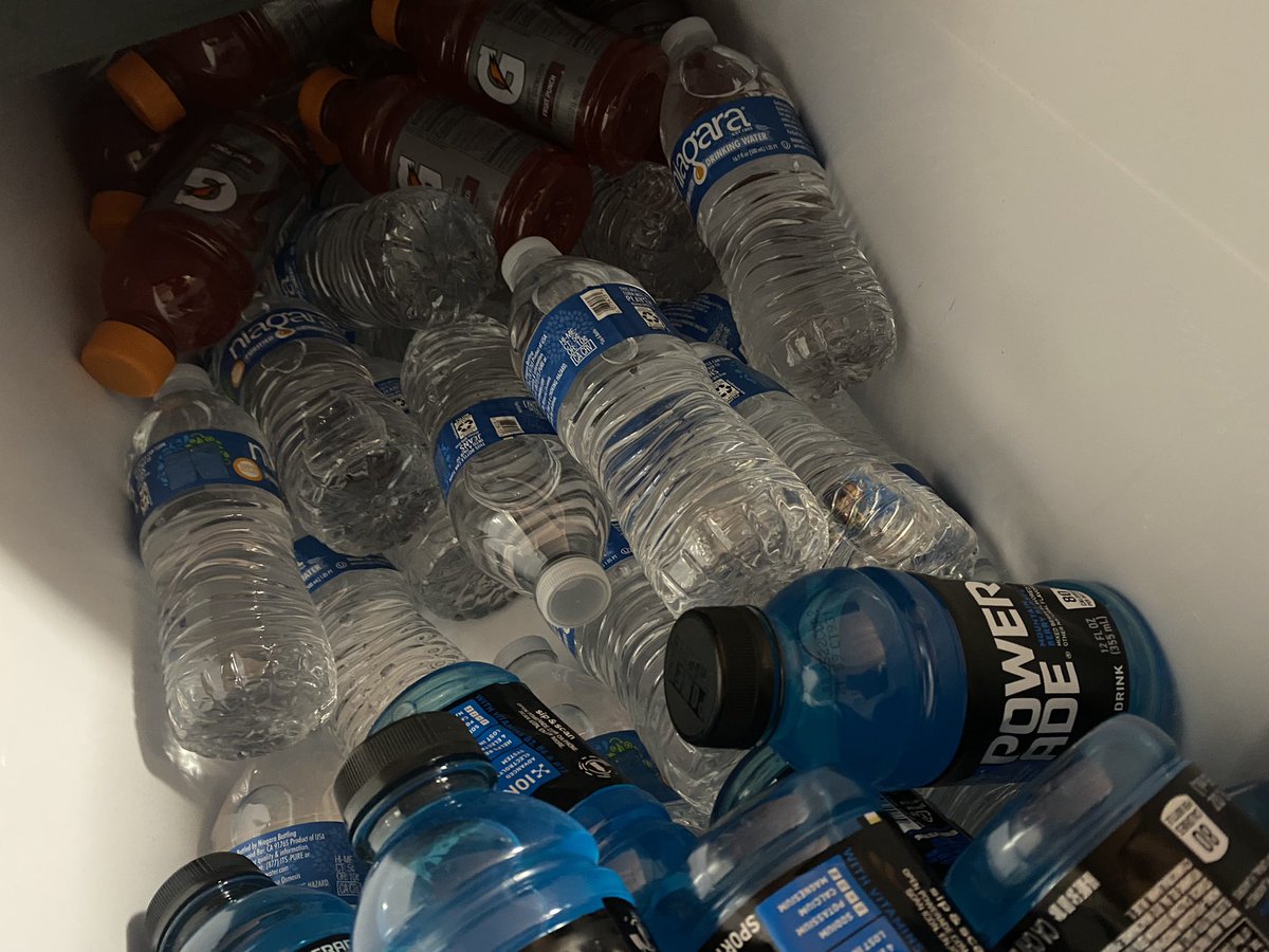 Getting ready to celebrate our Amazing Veterans! Thank you for serving Our Country! <a href="/JessicaAcosta_1/">jessica acosta</a> <a href="/Fuentes54Joseph/">Joseph fuentes</a> <a href="/phillipickes/">phillipickes</a> <a href="/KaliTerryTHD/">Kali Terry-DHRM D137</a>