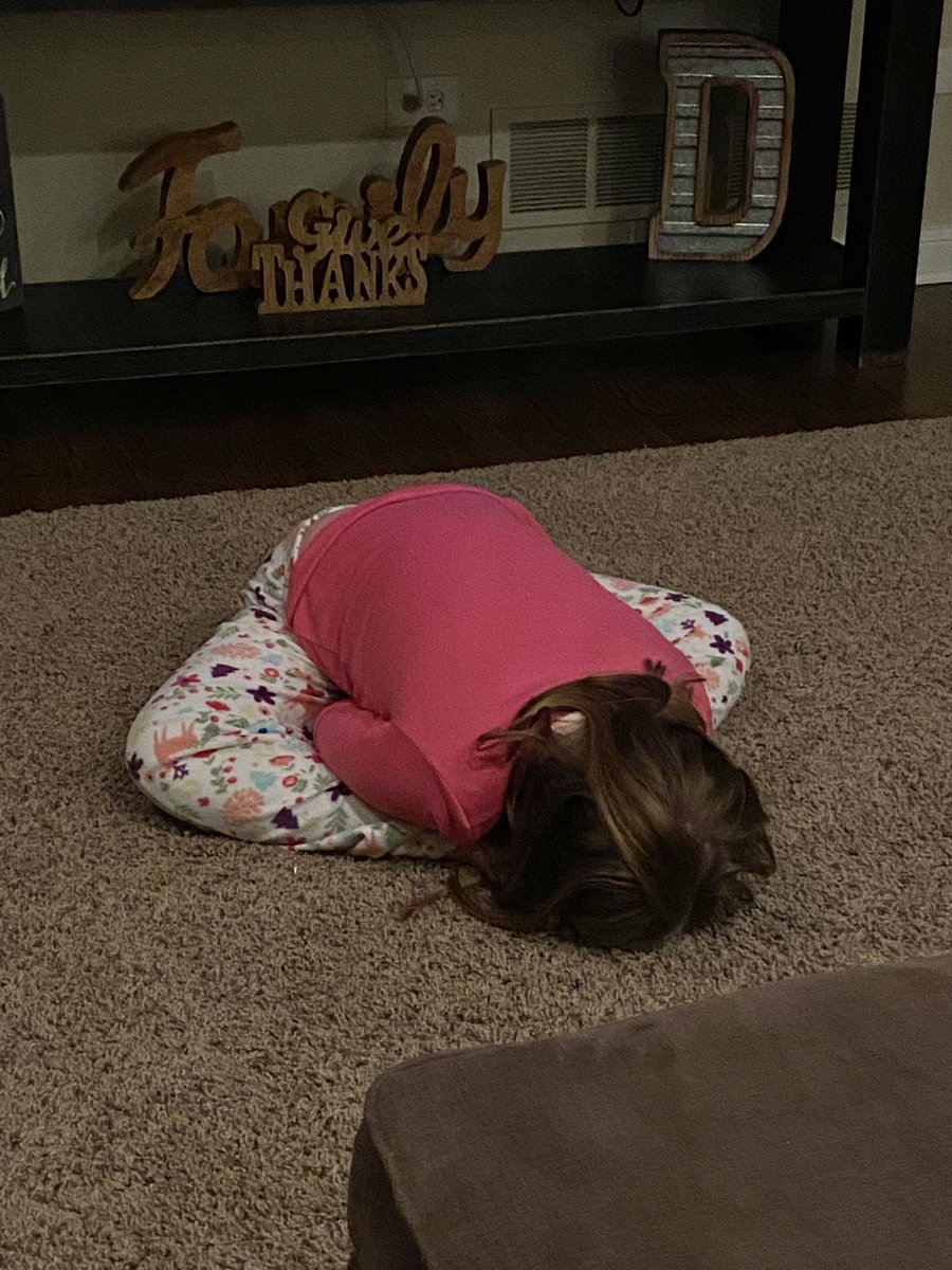 ErinDeLuga's tweet photo. When your little one doesnโt agree with what you told her! #momismean https://t.co/VuDZRlieuB