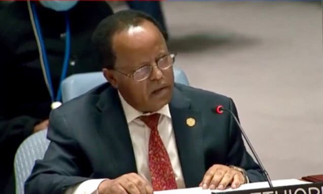 TayeAtske's tweet photo. #Ethiopia is pained.What we have gone through the hands of TPLF will require inter-generational heal.For this Ethiopia needs its children to dialogue&amp; reconcile.Our route to dialogue and political solution will not be straightforward or easy.For now we are focused on halting TPLF https://t.co/00cEZtn4T1