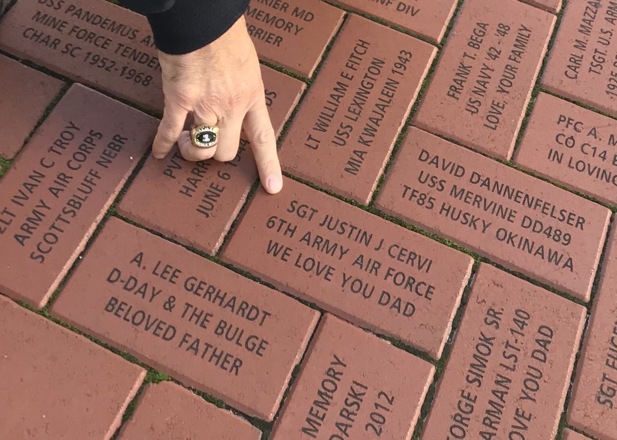 Bob Cervi tweet media