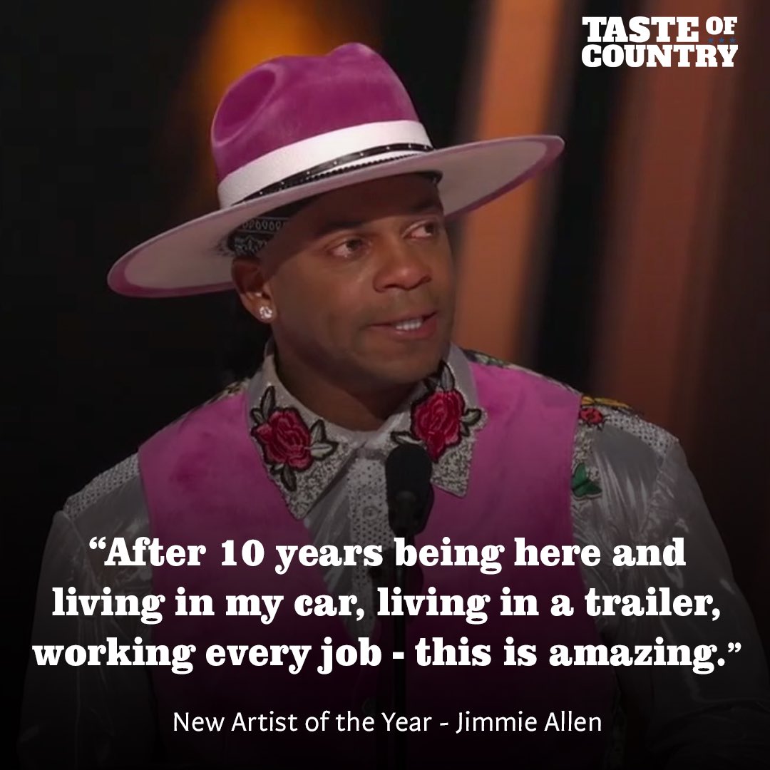 TasteOfCountry's tweet photo. An emotional #jimmieallen takes home New Artist of the Year during the #cmaawards 🎉 https://t.co/GYin1VY5pk
