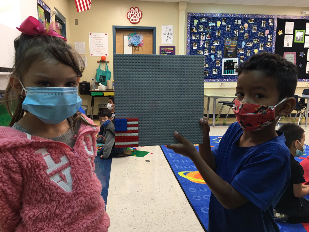 jhudon14's tweet photo. In the #LVESTEMLab students learned about Veterans Day and were challenged to engineer American flags πΊπΈ Letβs thank Veterans EVERY day!! @NISDLeonValley #marriedtoaveteran #18yearsofservice https://t.co/KLdtJy4WS2