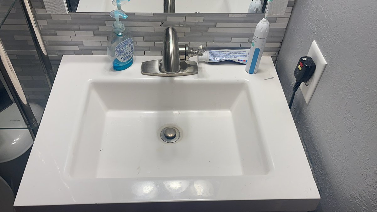 Jordanflood23's tweet photo. I took a picture of my sink because i use well water which doesn’t effect the deep tunnel under Milwaukee.  @franklinlorax #apeswater https://t.co/Etk35JckoR