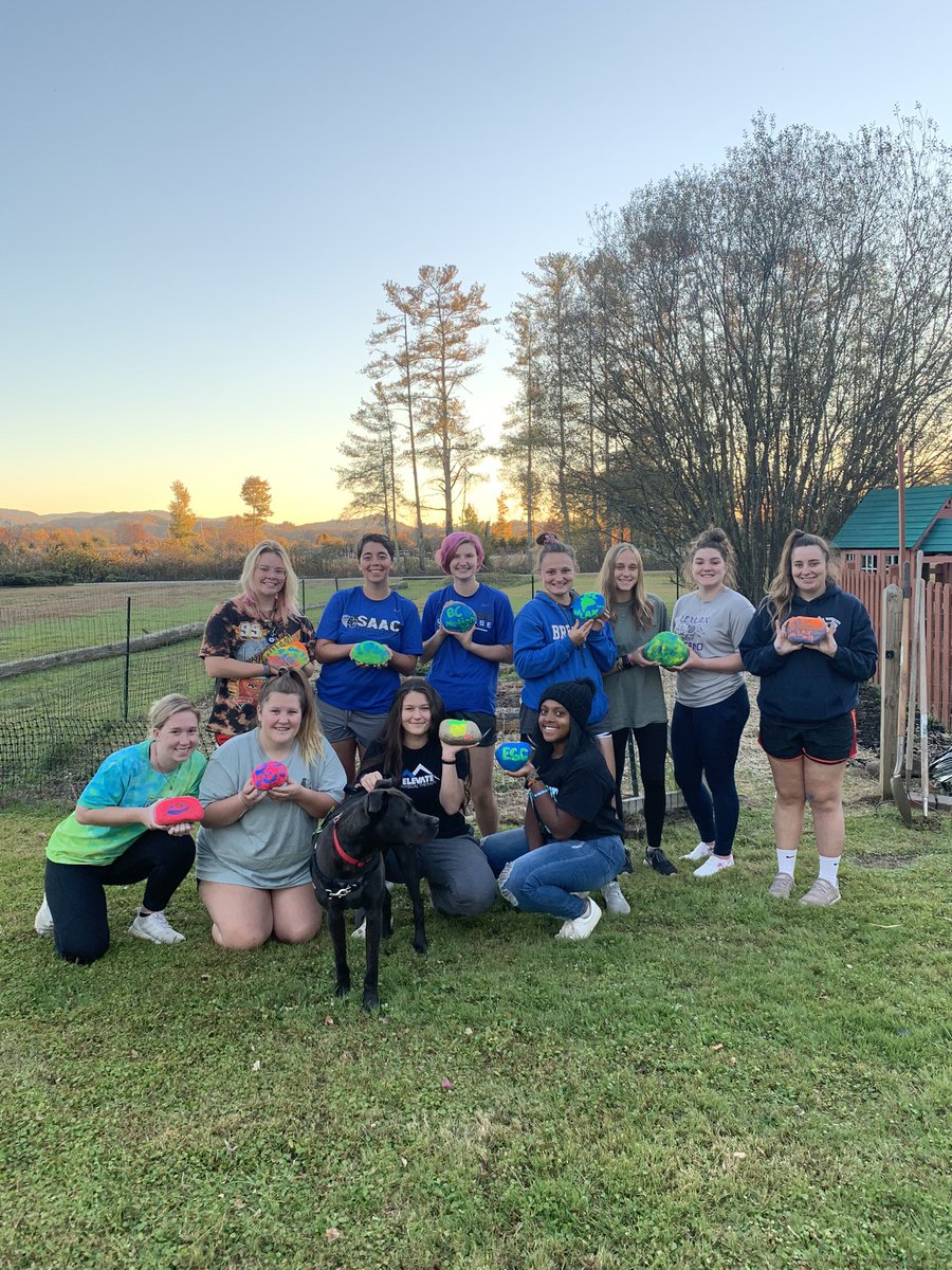 BrevardWLax's tweet photo. Community service on a Wednesday?! We went back to The Family Place to help finish our work on the garden and even got to paint some rocks! What a fun day💙🌪 #NadoNation #stepinstandout https://t.co/TiKAhSQpvh