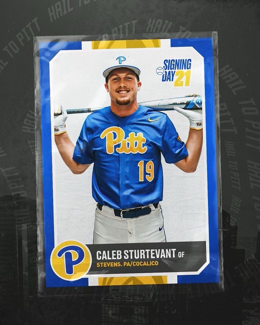 csturtevant04's tweet photo. Officially a Panther!H2P🔵🟡 https://t.co/ERdgKBPiDC