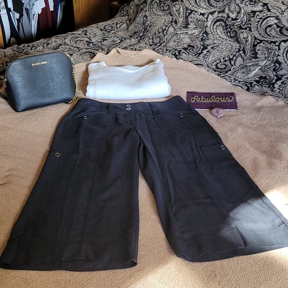 So good I had to share! Check out all the items I'm loving on <a href="/Poshmarkapp/">Poshmark</a> from <a href="/JaxonSpringer/">Jaxon Springer</a> #poshmark #fashion #style #shopmycloset #express #whitehouseblackmarket: posh.mk/UDkSBowp5kb