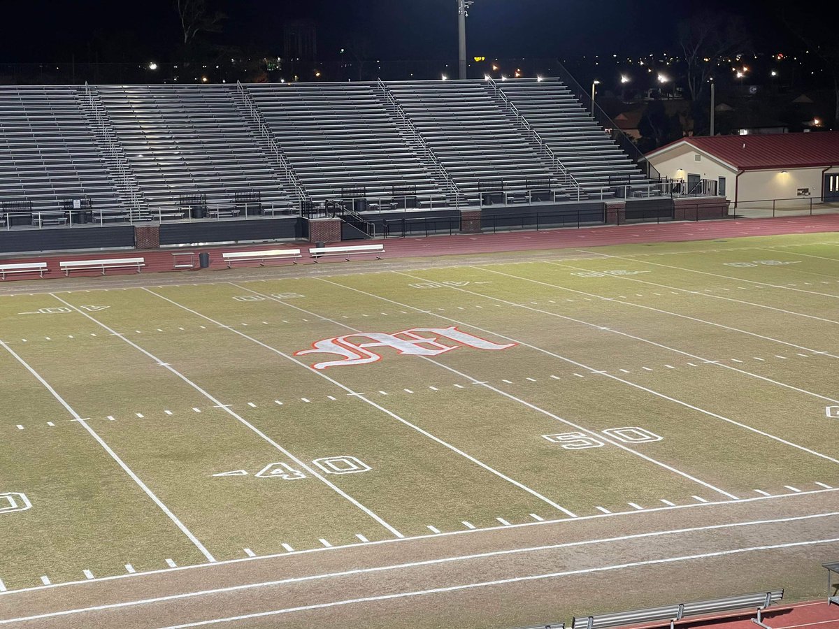 MosleyDolphinFB's tweet photo. Tommy Oliver has never looked so good! Thank you to Tucker Painter and Jeff Peterson. The field looks awesome!!
#GTG #MosleyMade.                              @FlaHSFootball @FHS7v7A @FHSAA @The_News_Herald @PCNHDustinKent @WMBBTV @WJHG_TV @FLgridironpreps @ESPNPC1043 https://t.co/fCfgprTJyT